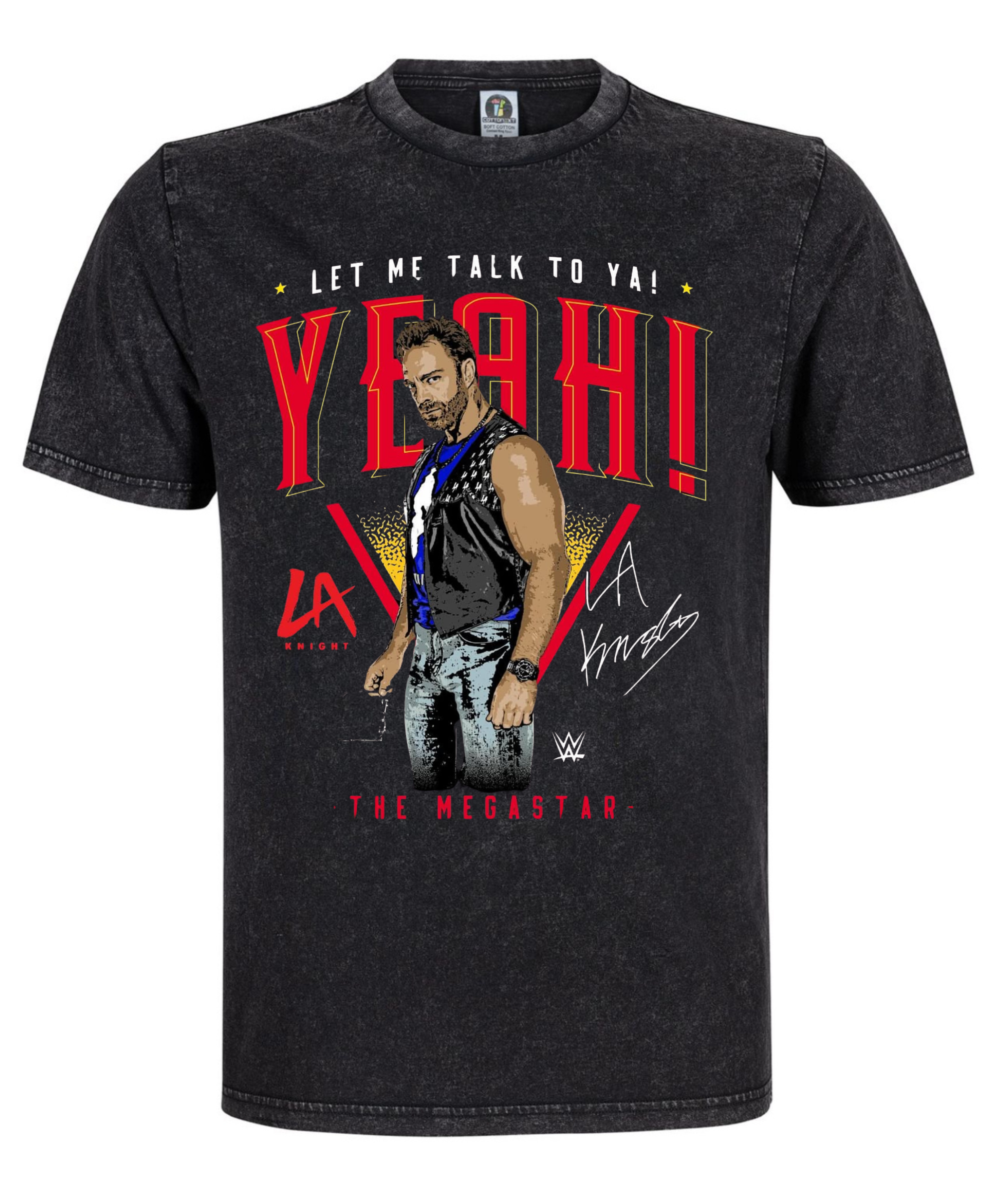 Polera WWE LA Knight 'YEAH!' – Mineral Wash